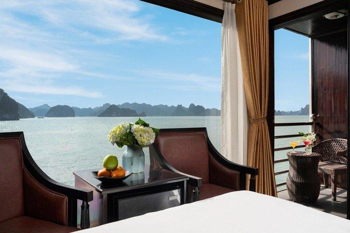 Bai Tu Long Bay 2 Day 1 Night Cruise