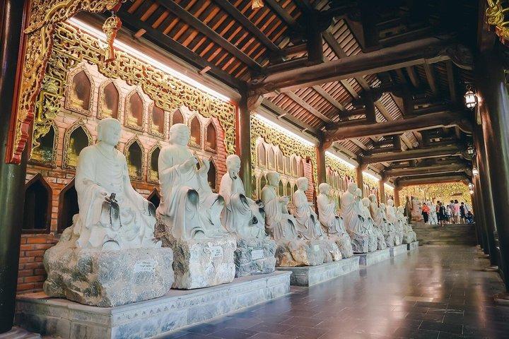 Scenic Ninh Binh Day Tour: Bai Dinh Pagoda & Trang An