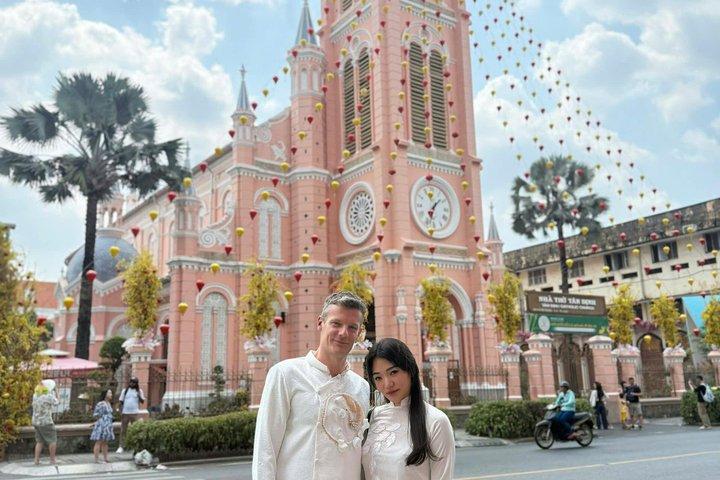 Ho Chi Minh City Ao Dai Try on Photo Experience in Saigon