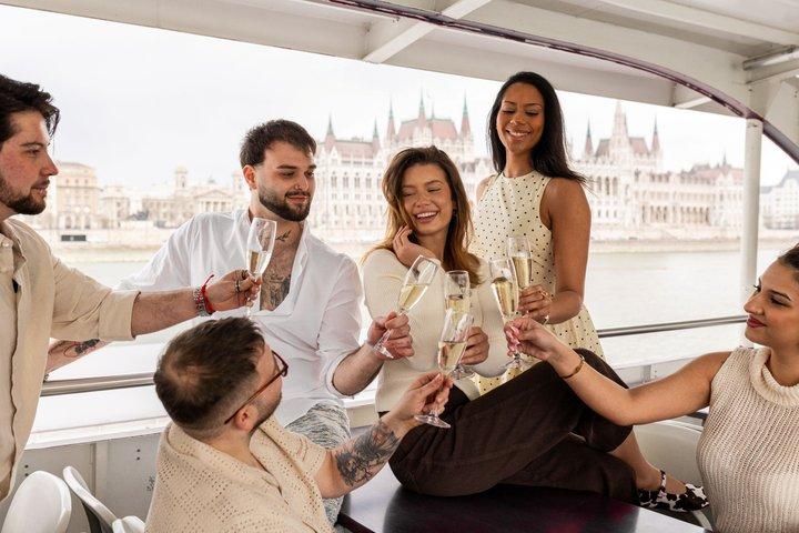 Budapest Danube Cruise with Unlimited Bottega Prosecco