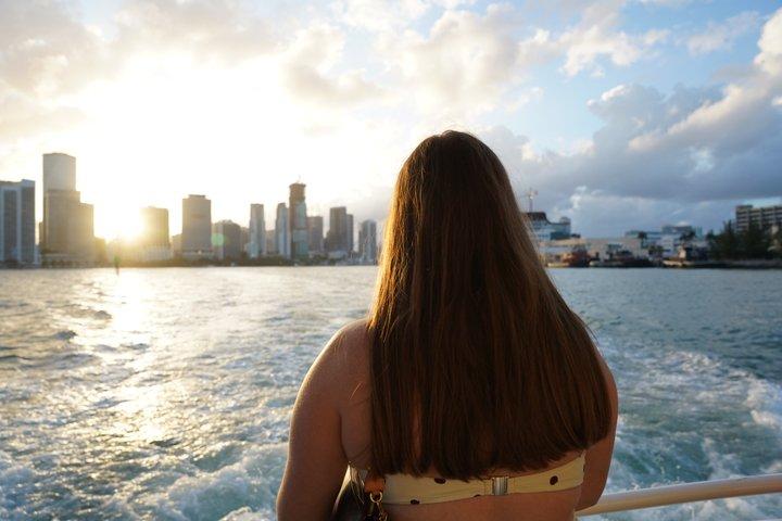 Miami Sunset Cruise: Millionaire’s Row Sightseeing Tour