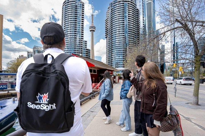 Best of Toronto Small Group Tour with CN Tower and Boat Cruise