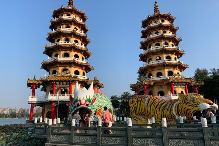 Private Custom Kaohsiung Day Tour