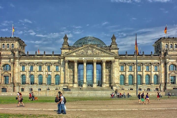 Berlin Cathedral Ticket & Self-Guided Audio Tour with a City Walk