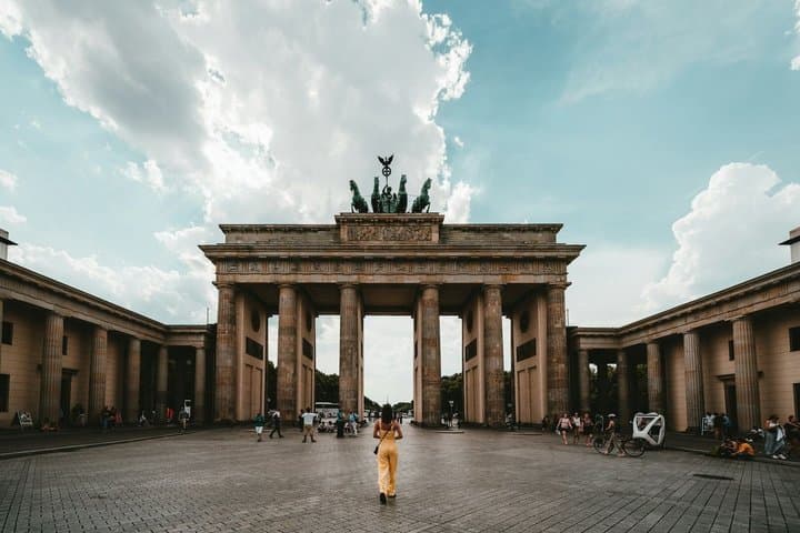 Berlin Cathedral Ticket & Self-Guided Audio Tour with a City Walk