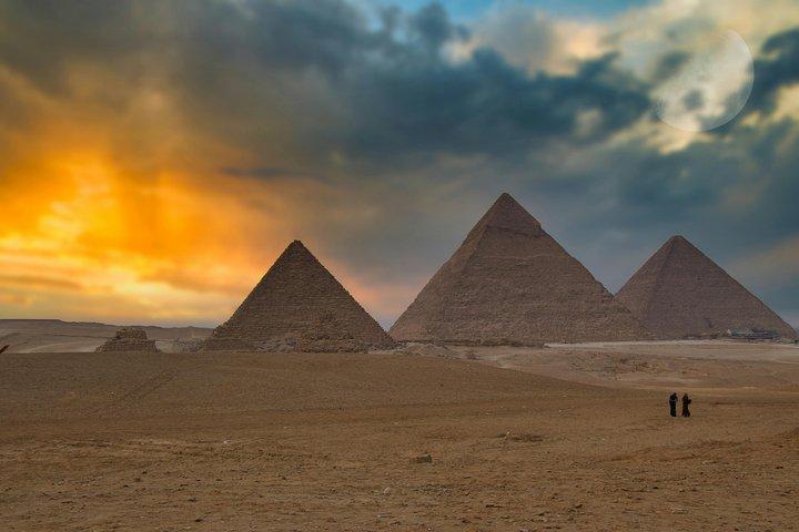 Private Pyramids and Grand Museum All Inclusive