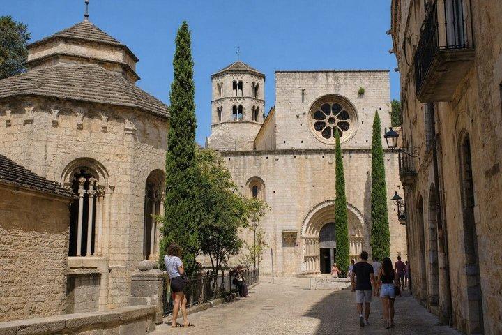 Discover Girona and Costa Brava: A Self-Audio Guided Tour