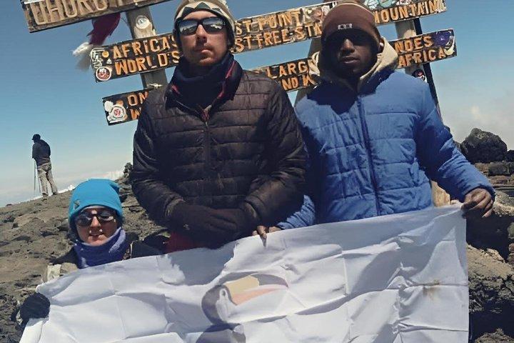 Kilimanjaro Climb via Lemosho Route for 7 Day (All Inclusive)