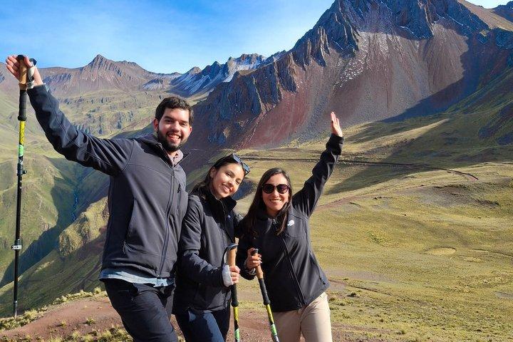 Pallay Poncho Rainbow Mountain Easy Hike with Lunch