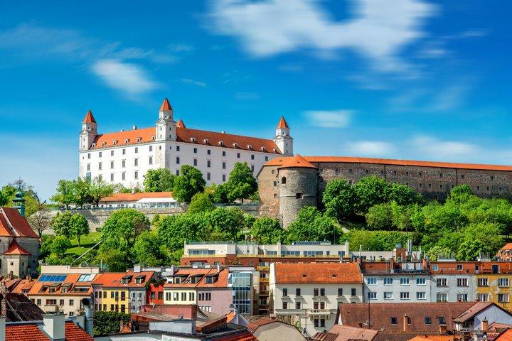 Bratislava Private Trip from Vienna: Castle, Old Town & Free Time
