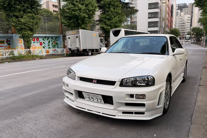 Self-Drive Nissan Skyline Tour to Daikoku PA & Tokyo Night Spots