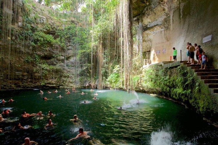 Chichén Itzá Day Tour with Suytun Ik kil cenotes and Valladolid