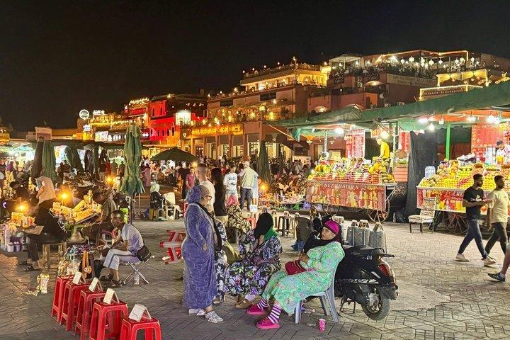 Marrakech: Souk Tastings & Shopping by Night Guided Walking Tour.
