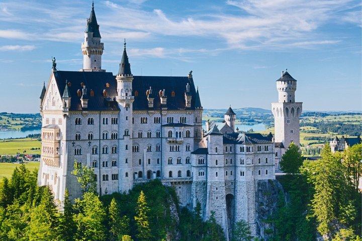 Castle Neuschwanstein Guided Audio Tour with Mobile Ticket