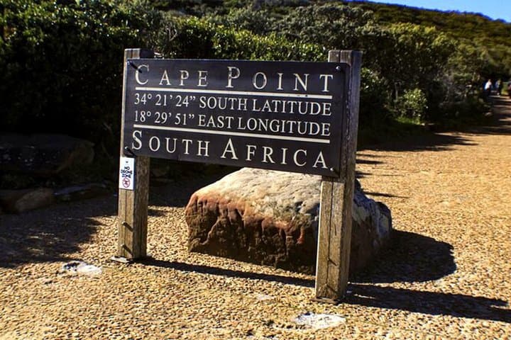 Cape Peninsula Tour: Table Mountain, Cape Point, Penguins