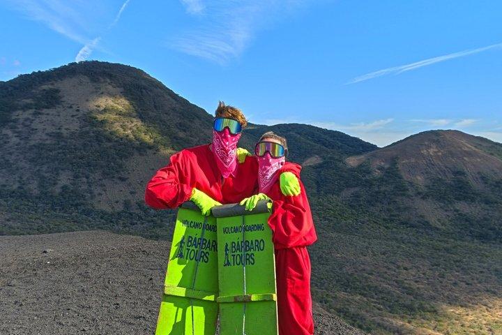 Volcano Boarding Adventure in Cerro Negro from León in Nicaragua