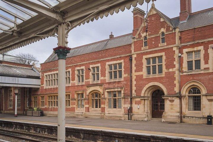 Discover Oxford And The Cotswolds: A Self-Guided Tour