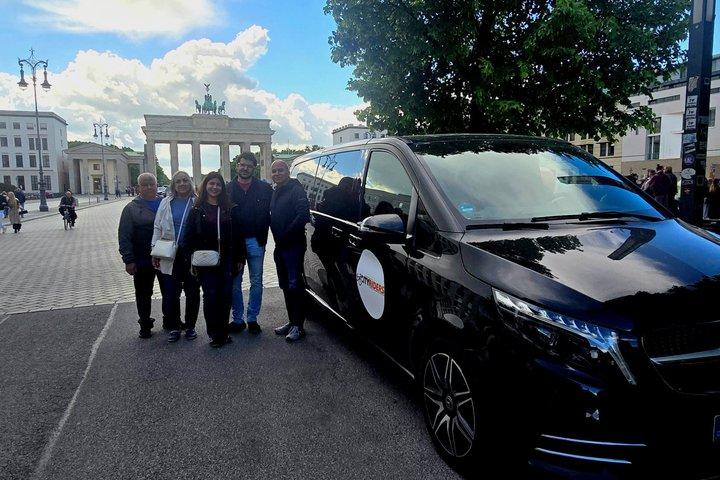 Berlin VIP TOUR - Private Bus Tour including Chauffeur and Guide