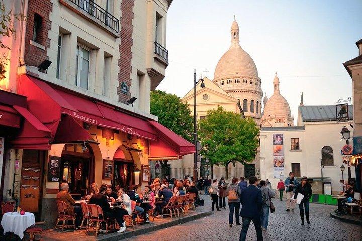 Private Montmartre Sacre Coeur Walking Tour