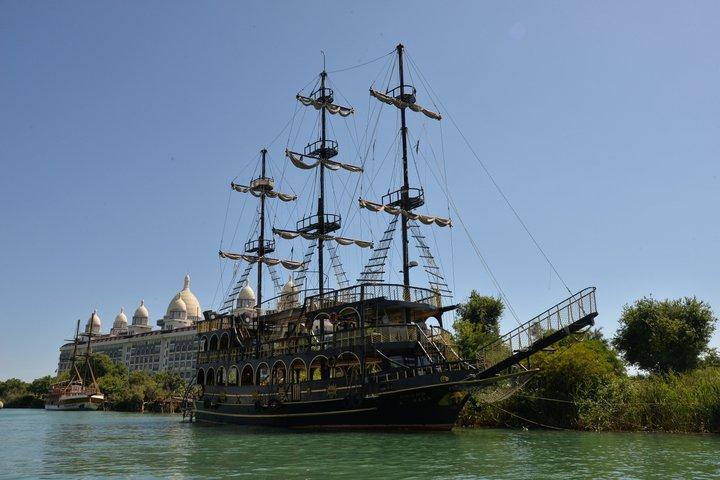 Side Manavgat Tour with Waterfall Bazaar Lunch and Hotel Transfer