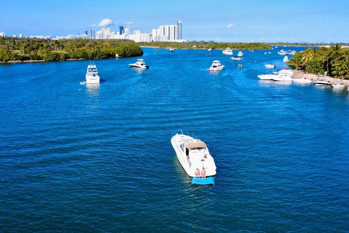 Miami Private Yacht Celebration Cruise with Captain