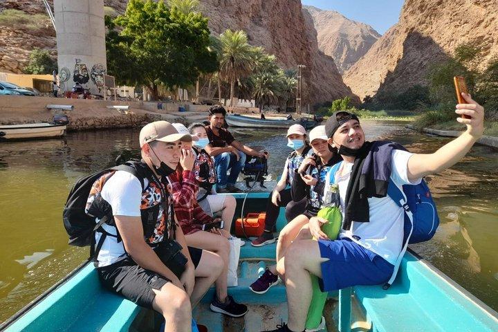 Sharing Tours to Wadi Shab with Sinkhole and Fins Beach