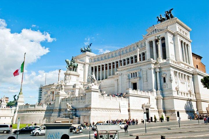 Highlights of Rome: Golf Cart Tour with Artisanal Gelato Tasting