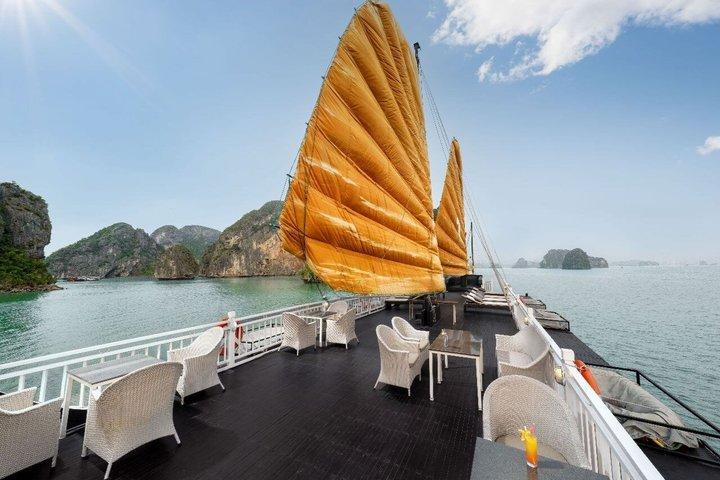 From Ha Long Port: 2-Day Garden Peak Cruise to Bai Tu Long Bay