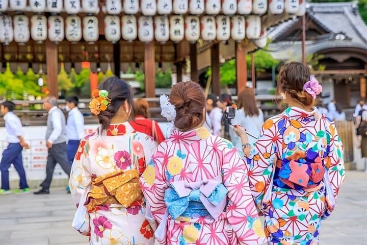 Nara & Uji Day Trip: Cute Deer, Matcha Experience, and Hot Spring