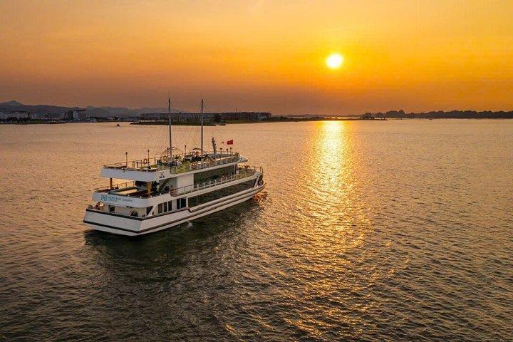 Heritage Ha Long Signature Day Cruise - Kayaking From Hanoi
