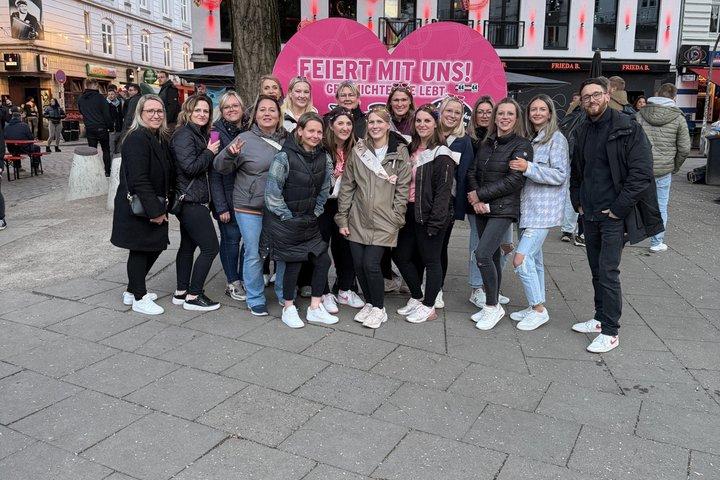 Party Walk & legendary pub crawl through St. Paul & Reeperbahn