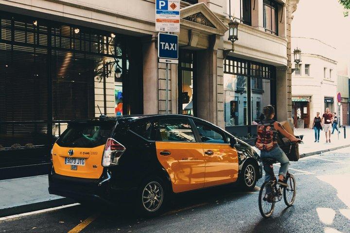 Barcelona Private Transfer Hotel to Cruise Port 2026