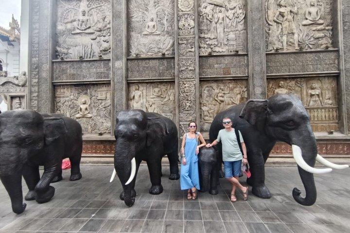 Colombo Private City Tour by Tuk Tuk with Hotel Pickup