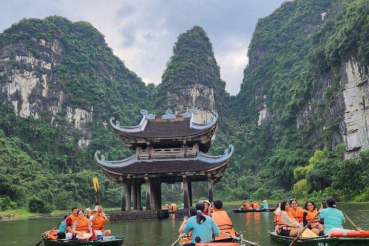 Mua Cave – Trang An – Hoa Lu With Small Group Of 9