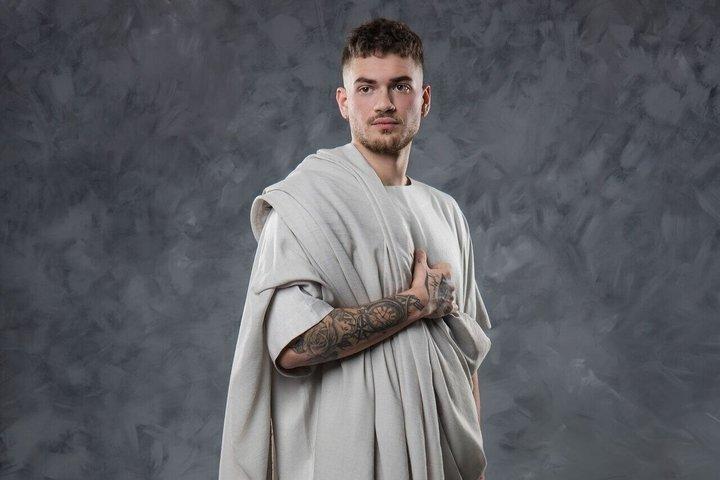 Ancient Greek Costume Photoshoot Experience in Athens