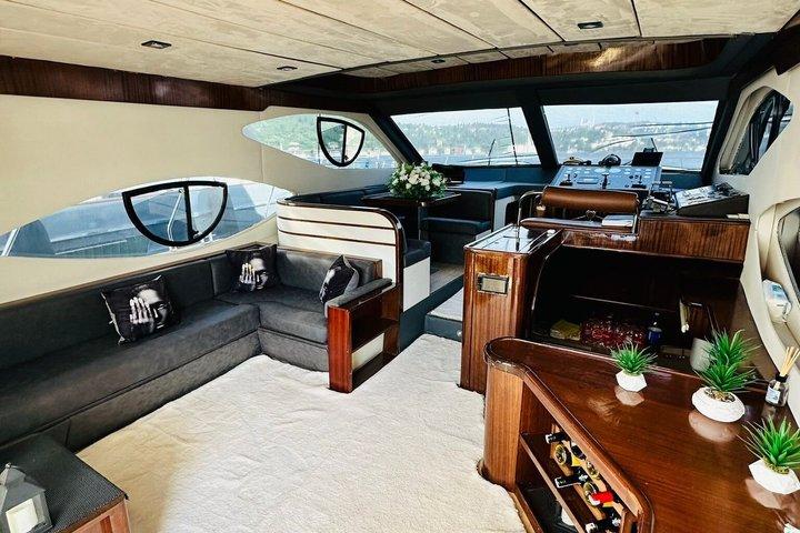 Istanbul Guided Private Luxury Yatch Tour