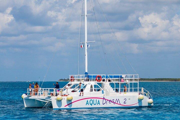 El Cielo Snorkeling Tour & kuza Beach, Buffet & Open Bar Included