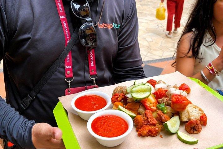Singapore Bike and Bites: Small Group Food Tour on Bicycle