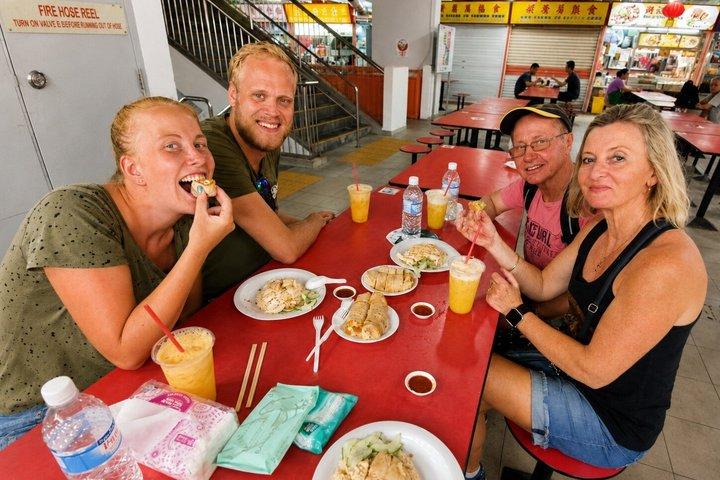 Singapore Bike and Bites: Small Group Food Tour on Bicycle