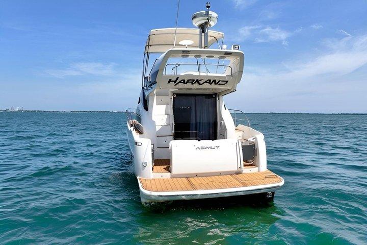 50ft Yacht + 2 Jetkis Included | Charter In Miami | Harkland