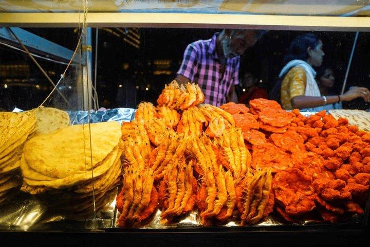 Colombo Tuk Tuk Adventure Explore Food & Culture