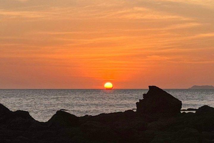 Ko Lanta Sunset and Bioluminescence Plankton by Kayaking