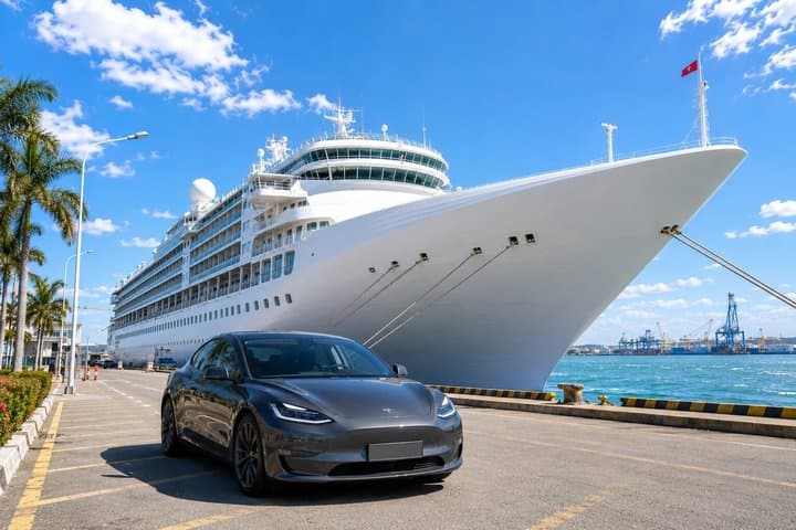 Civitavecchia Port Private Transfer to/from Rome City & Airport
