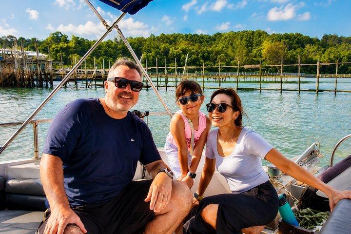 Disappearing Kelongs: Singapore Boat Tour Around Pulau Ubin
