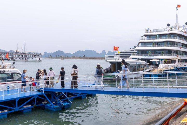 Celina Voyage Ha Long and Lan Ha Bay 3D2N