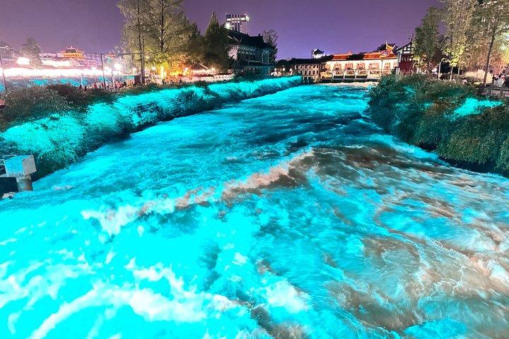 One Day Trip to Dujiangyan Irrigation System & Mount QingCheng Tour