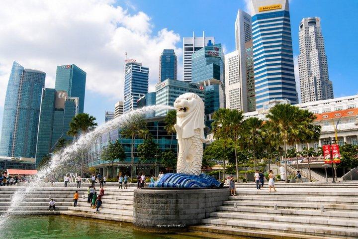 Singapore Highlights Walking Tour: River, Merlion & Marina Bay
