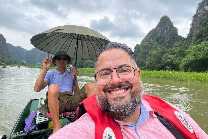Ninh Binh Day Tour Mua Cave Tam Coc Hoa Lu Group 9 Limousine