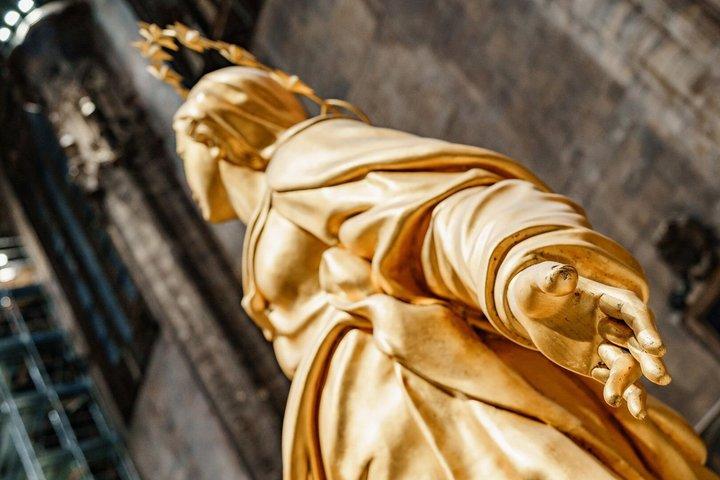 Milan: E-ticket to Duomo & Rooftop by Lift with an Audio Tour
