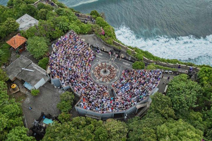 Uluwatu Temple: Kecak and Fire Dance Performance Ticket